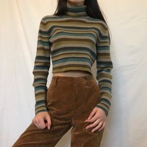 Muted color cropped turtleneck